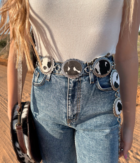 The Cowhide Concho Belt (Silver)